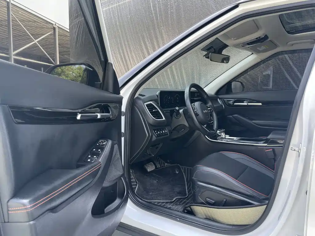 Kia Seltos 2023 1.4T DCT Luxury