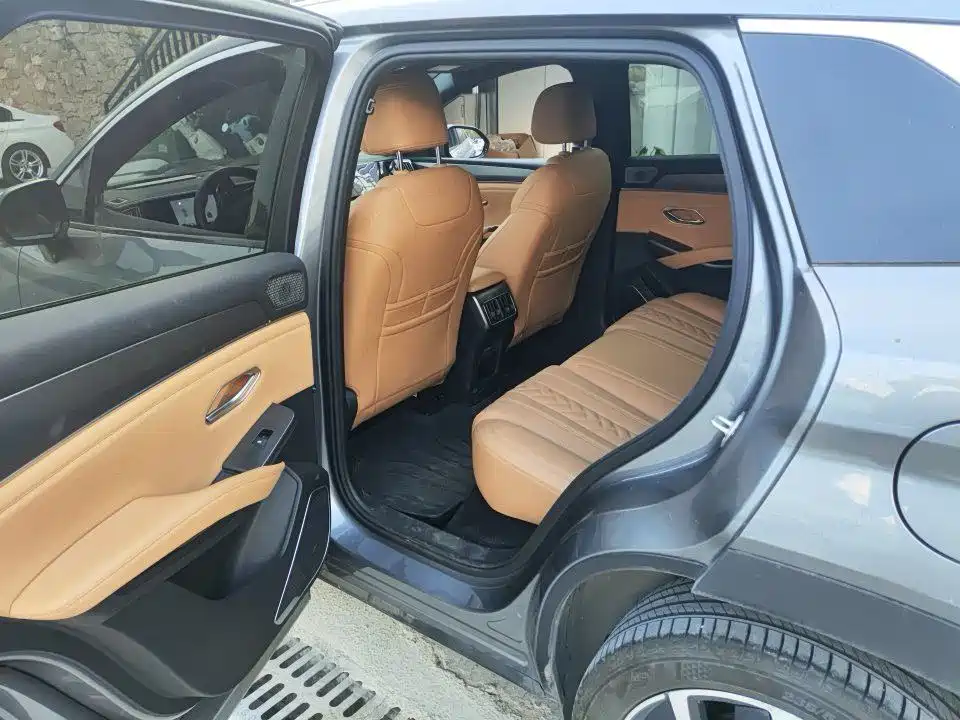 BYD L DM-i — миниатюра 6