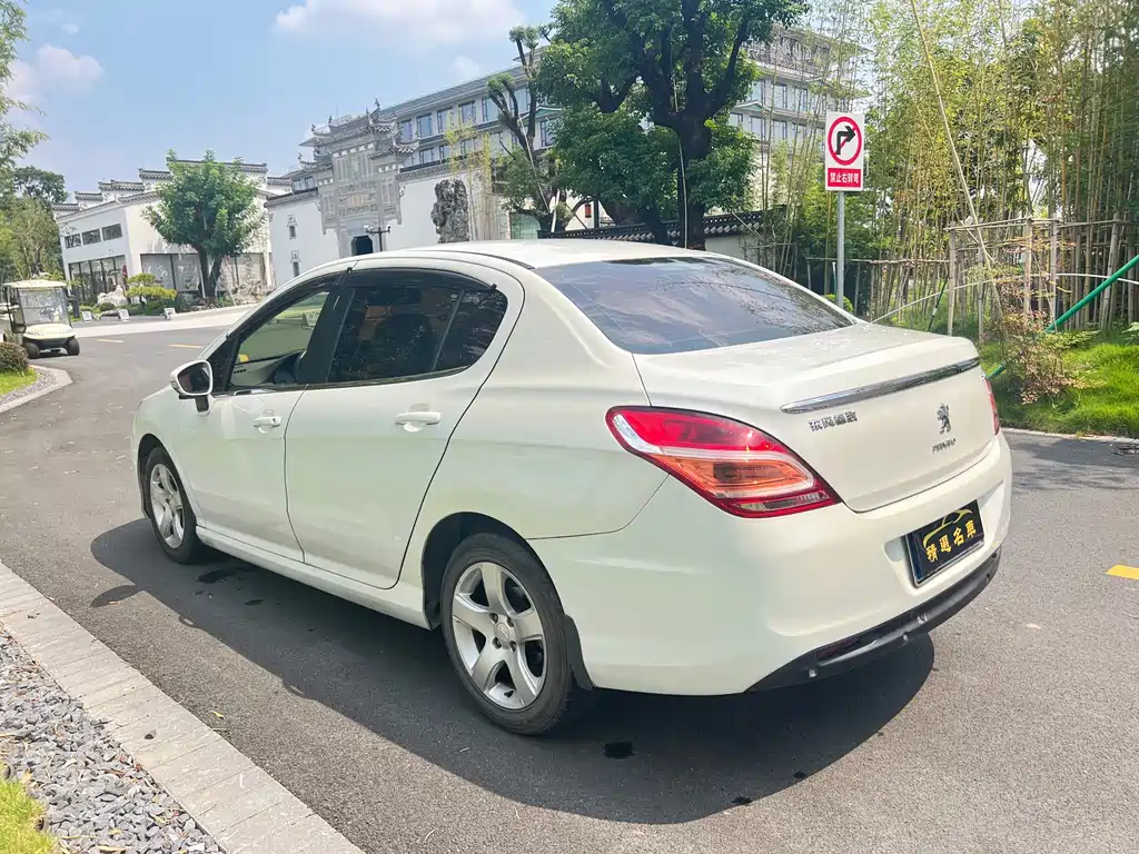 Peugeot 308 — миниатюра 4