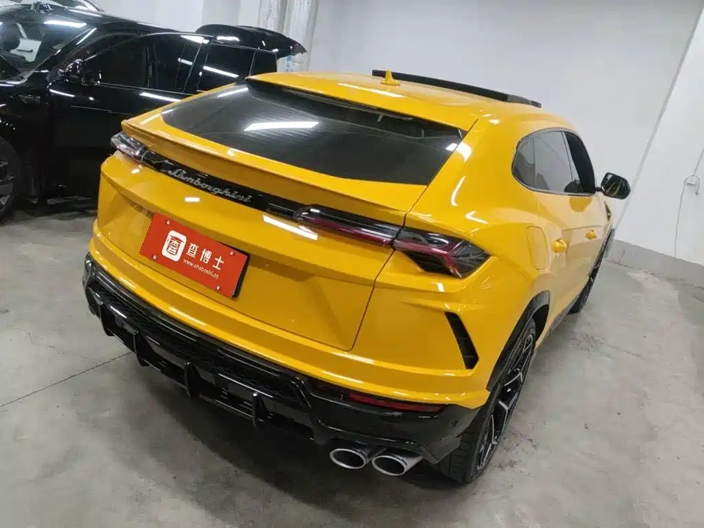 Lamborghini Urus — миниатюра 2