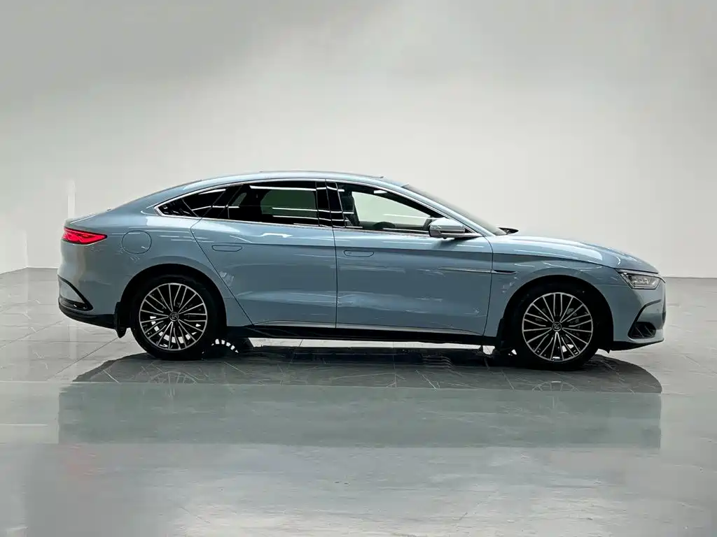 BYD Han — миниатюра 7