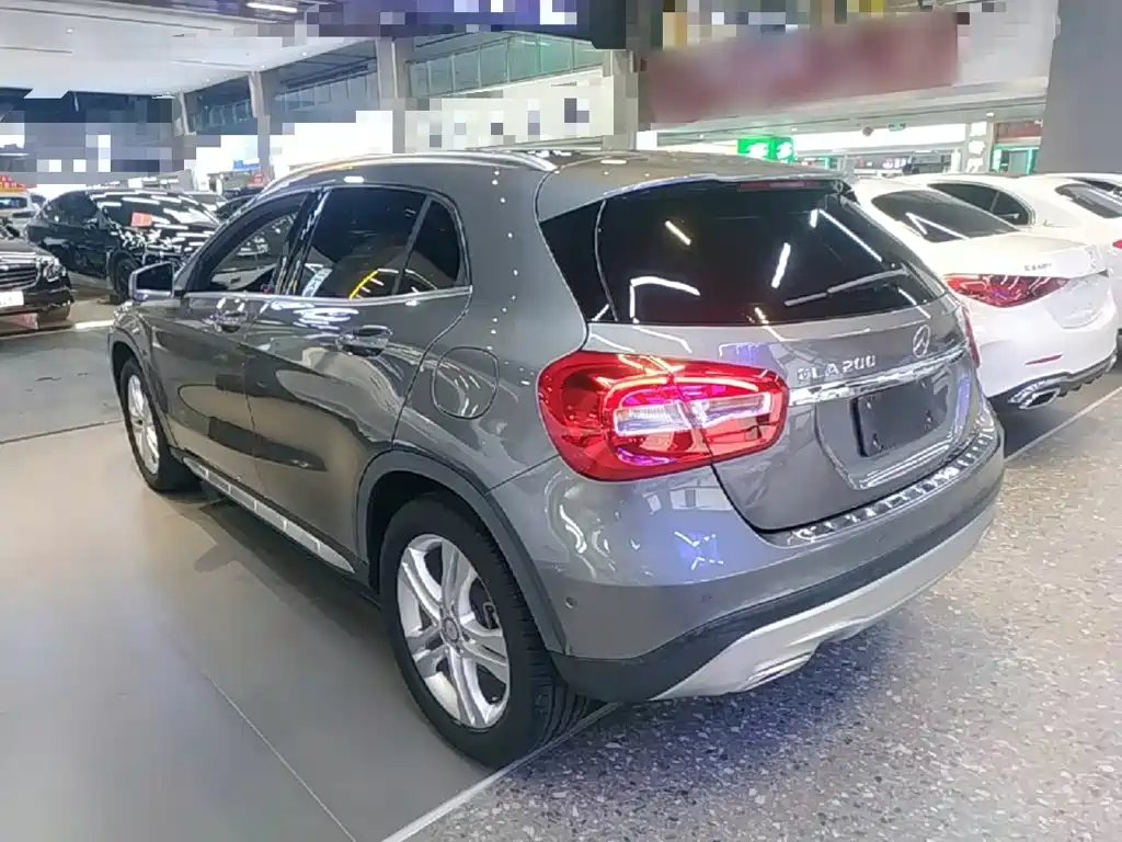 Mercedes-Benz GLA — миниатюра 5