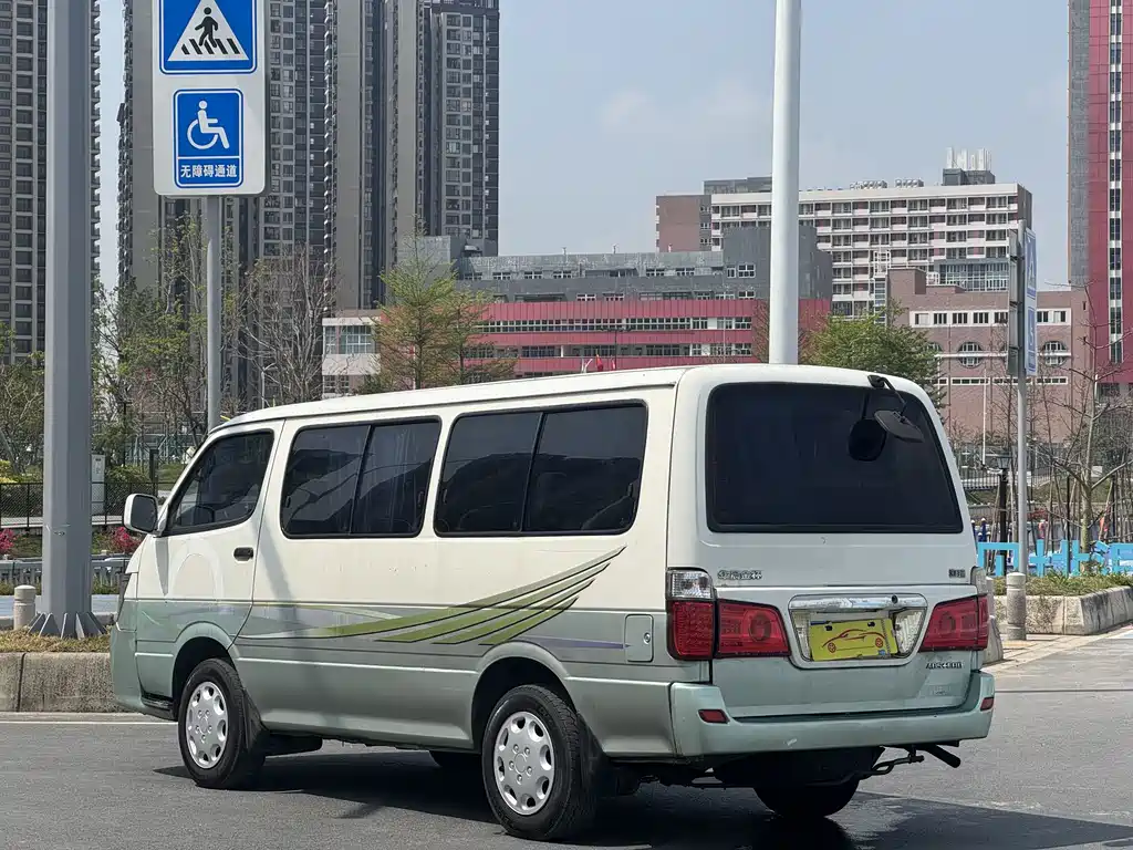 Jinbei Haise 2008 2.4L MT мест