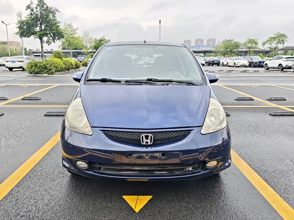 Honda Fit — миниатюра 2