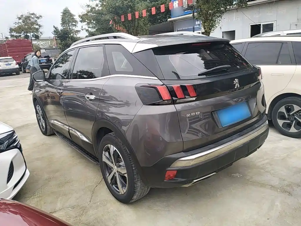 Peugeot 4008 — миниатюра 5