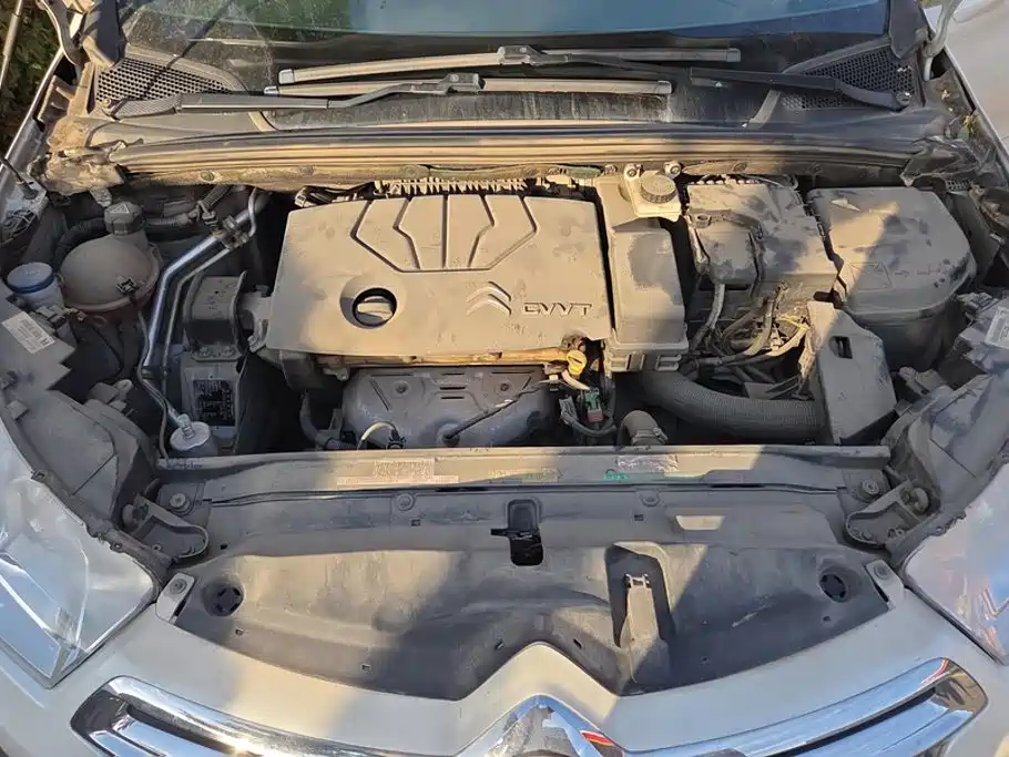 Citroen C4L — миниатюра 10