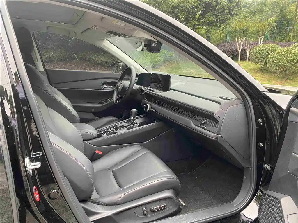 Honda Accord 2023 260TURBO Smart