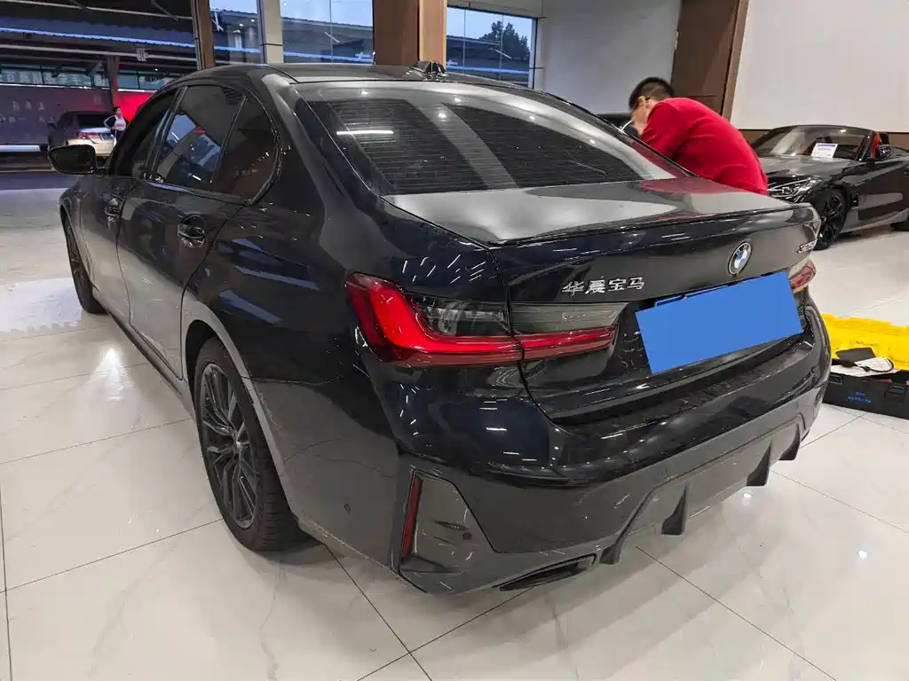 BMW 3 Series — миниатюра 6