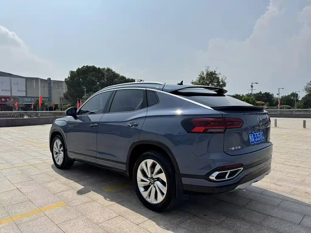 Volkswagen X — миниатюра 6