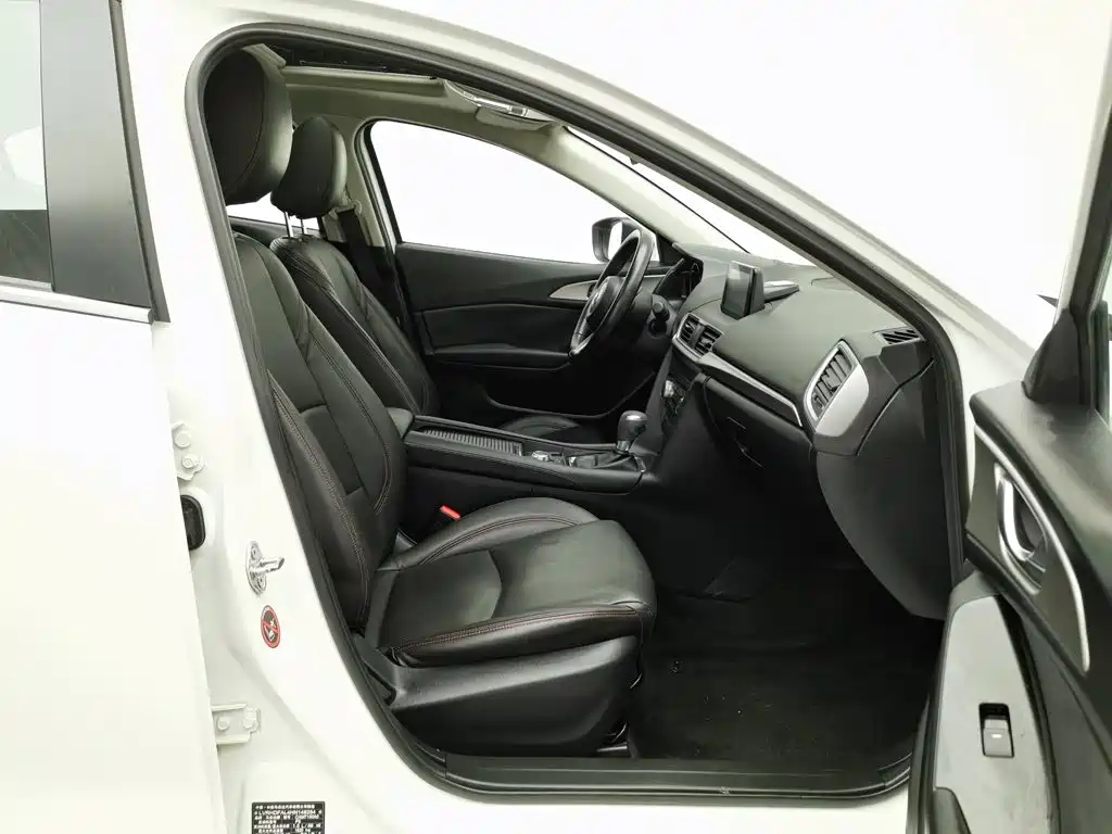Mazda 3 Axela — миниатюра 23