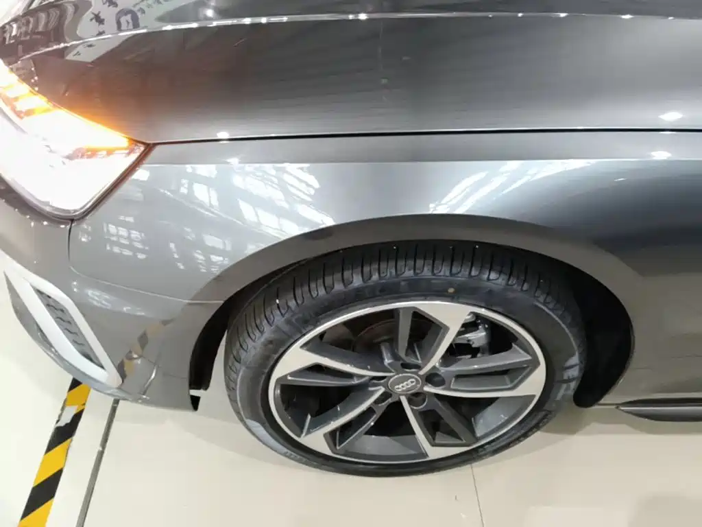 Audi A4L — миниатюра 23