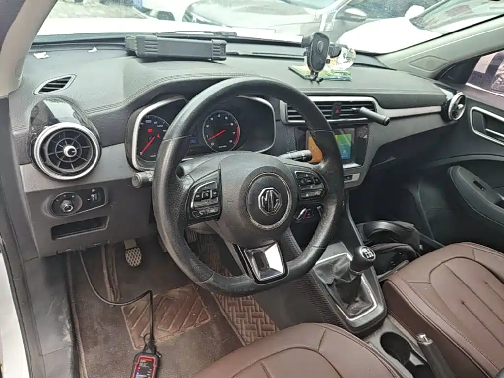 MG ZS — миниатюра 10