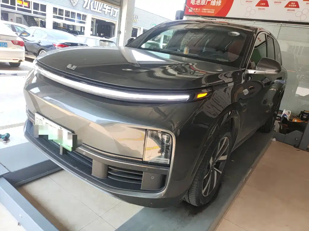 Li Auto Li L8 — миниатюра 10