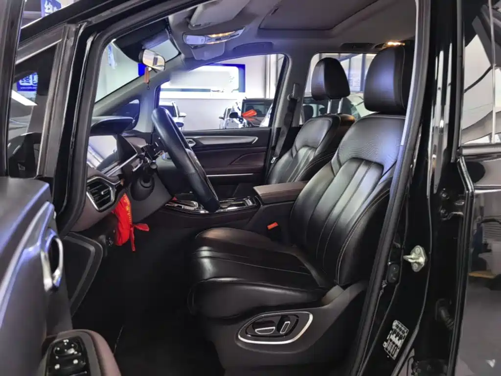 GAC Motor Trumpchi M6 — миниатюра 15