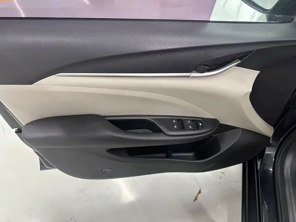 Buick Excelle — миниатюра 12