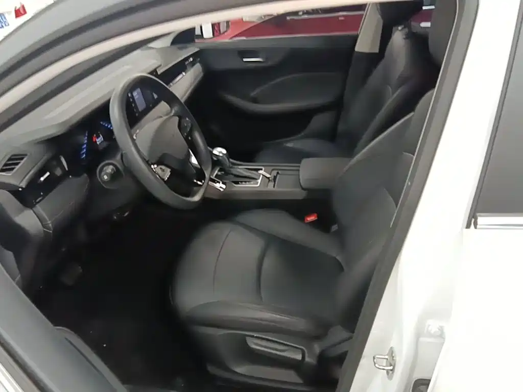 Roewe i5 — миниатюра 15