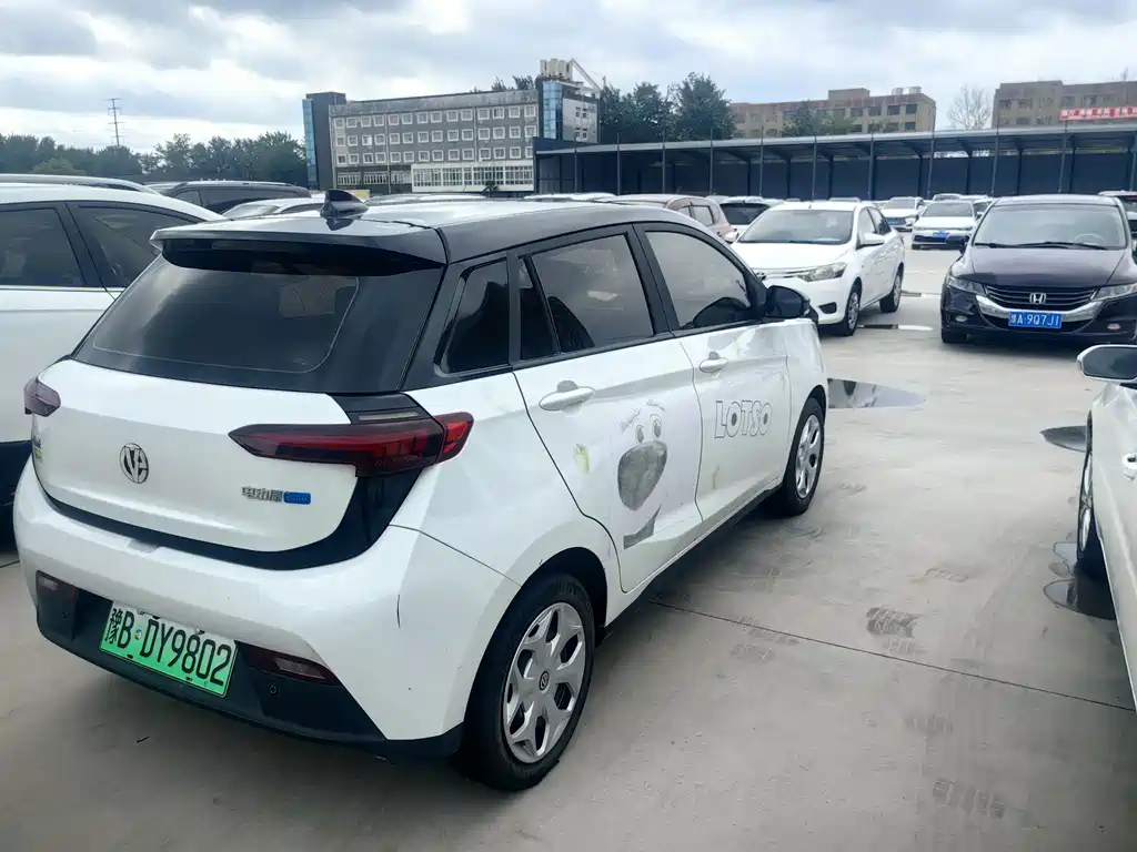 Dongfeng EV YOUNG Guang Xiaoxin — миниатюра 6