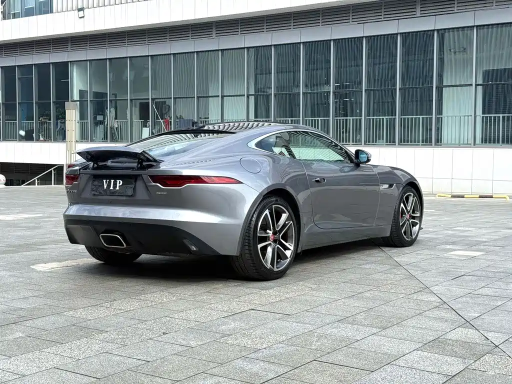 Jaguar F-TYPE — миниатюра 13