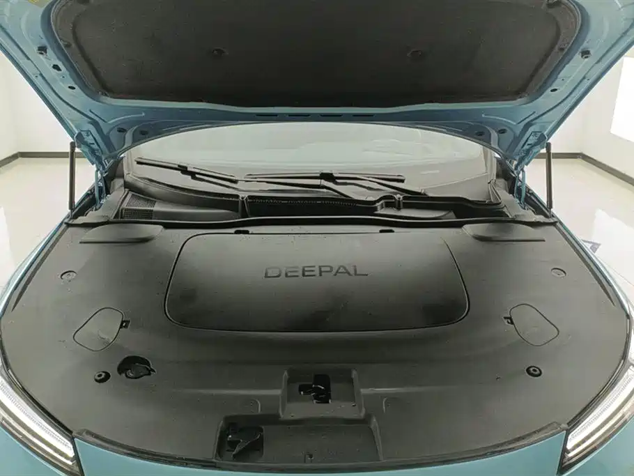 Changan Deepal DARK BLUE L07