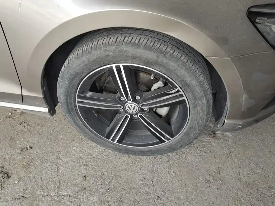 Volkswagen Lamando — миниатюра 6