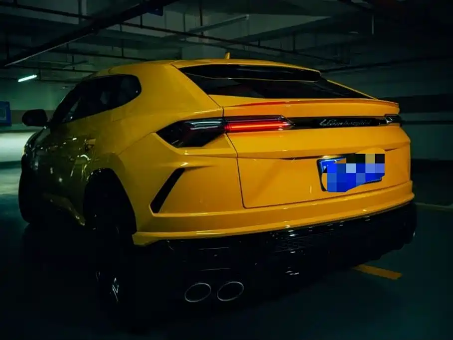 Lamborghini Urus — миниатюра 7
