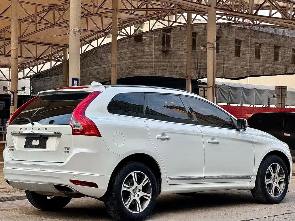 Volvo XC60 — миниатюра 9