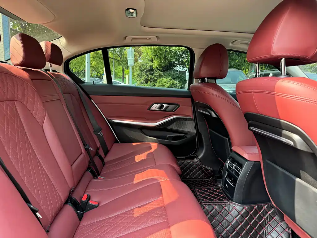BMW 3 Series — миниатюра 14