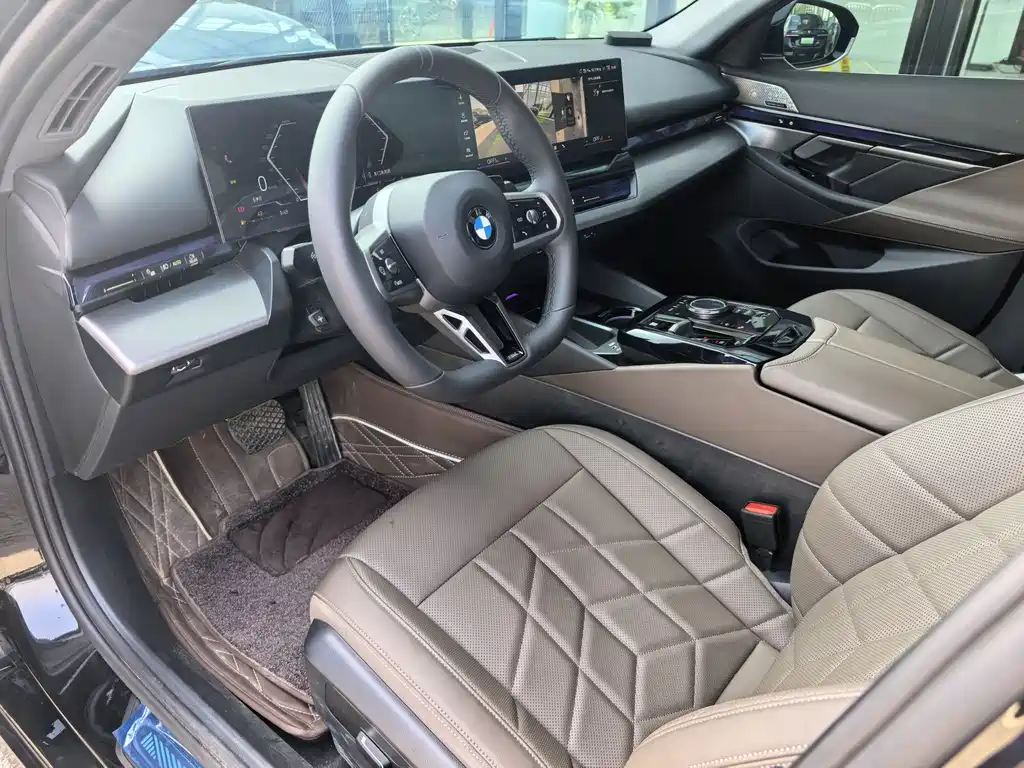 BMW 5 Series 5 2025 530Li Lead M Sport
