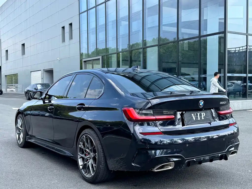BMW 3 Series — миниатюра 19