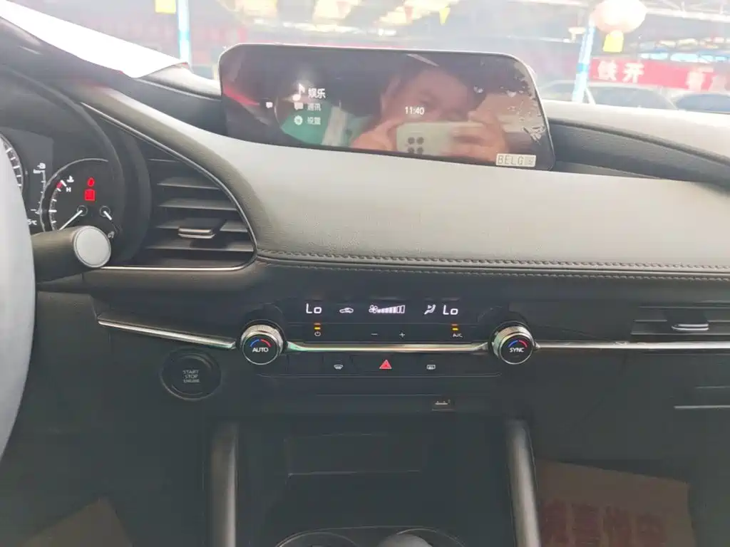 Mazda 3 Axela — миниатюра 13