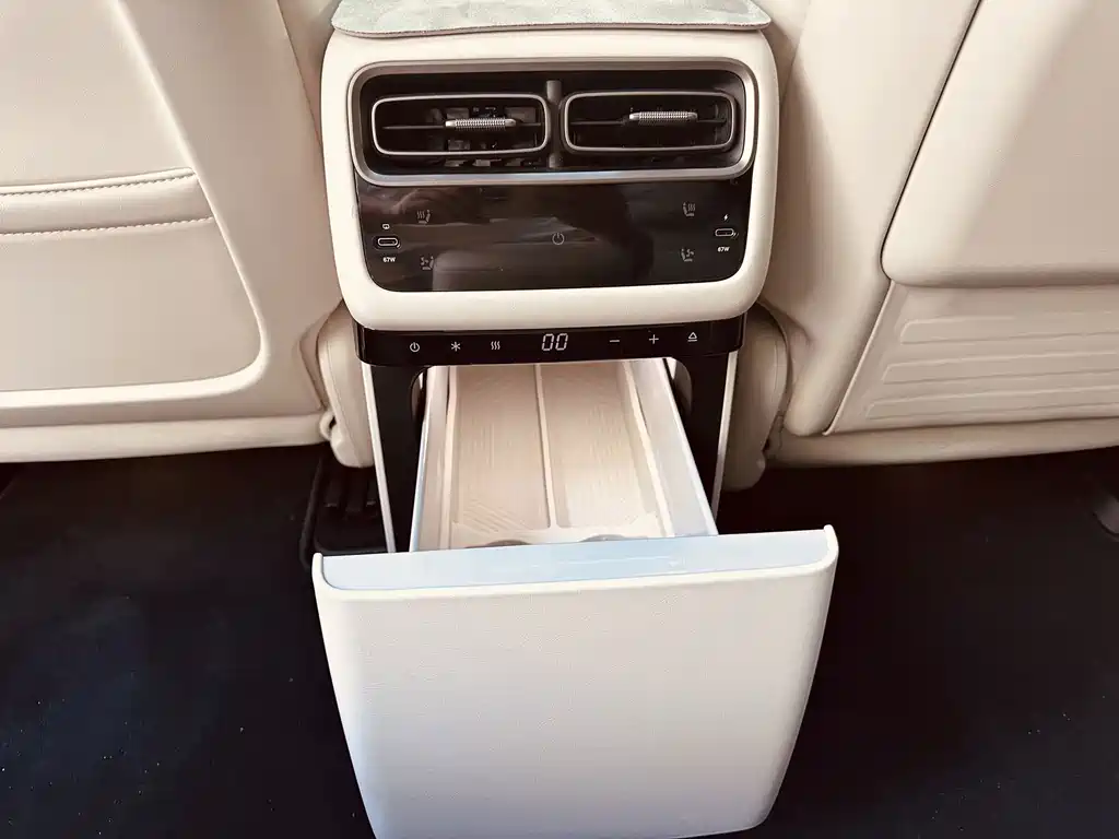 Li Auto Li i6 — миниатюра 13