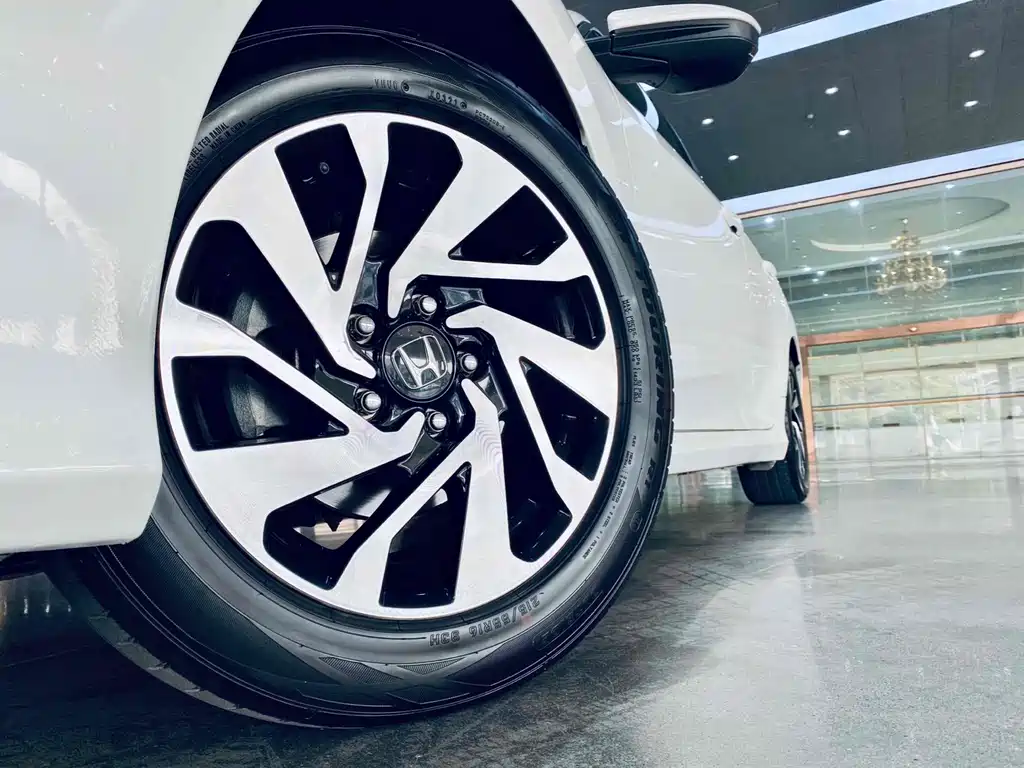 Honda Civic — миниатюра 3