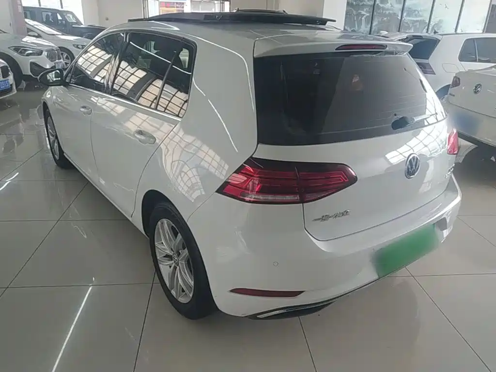 Volkswagen Golf — миниатюра 5