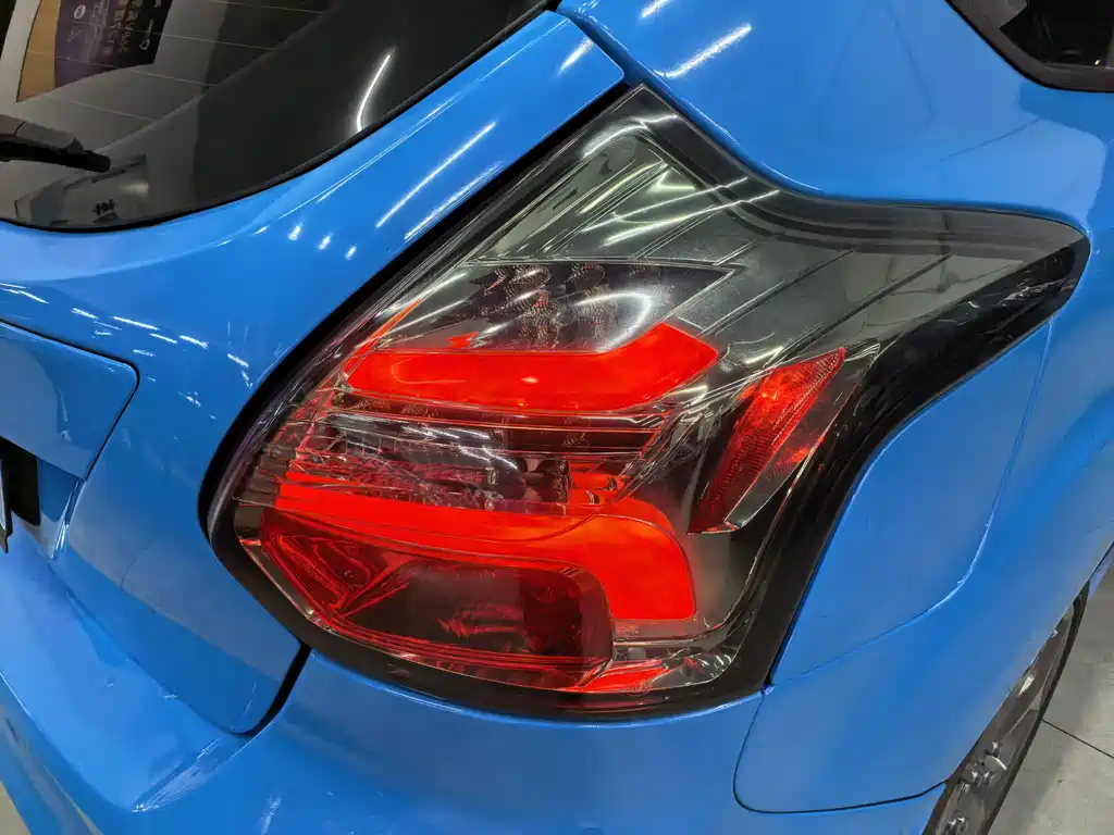 Ford Focus (Import) — миниатюра 11
