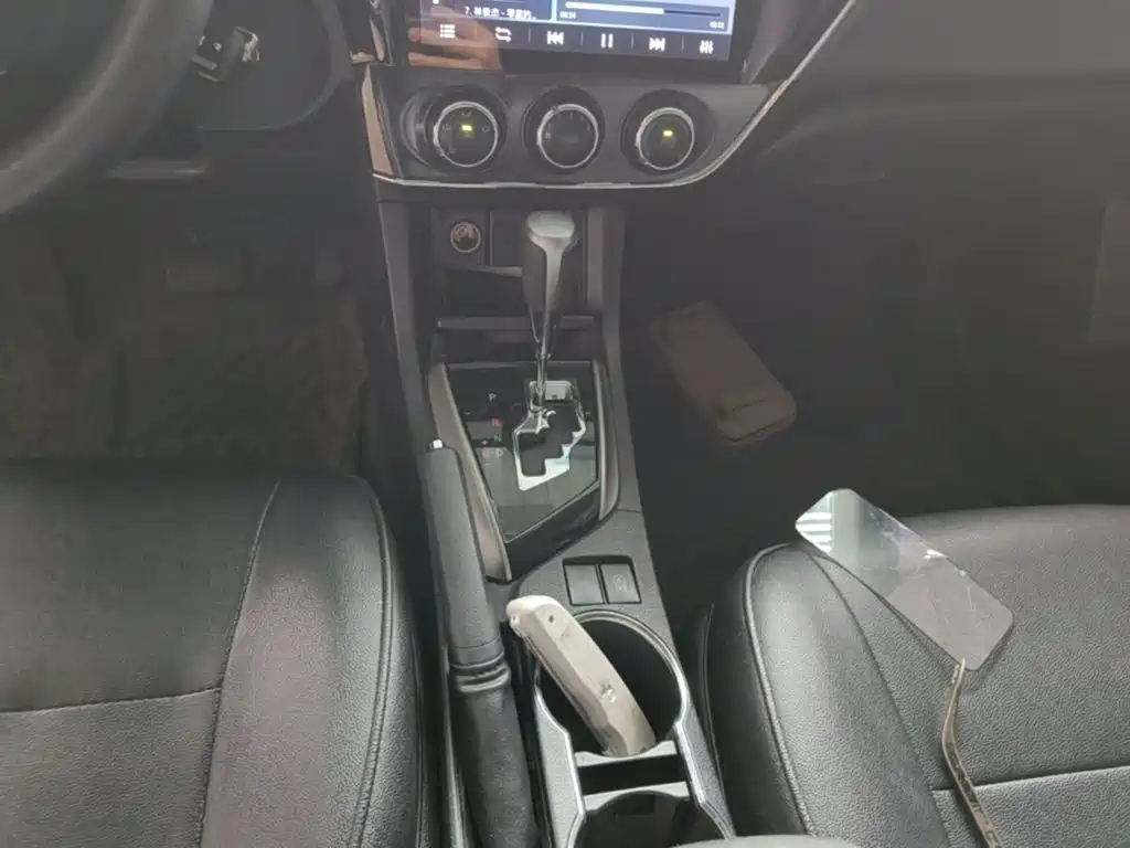Toyota Corolla — миниатюра 14