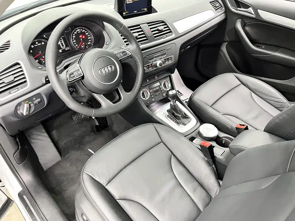 Audi Q3 — миниатюра 6