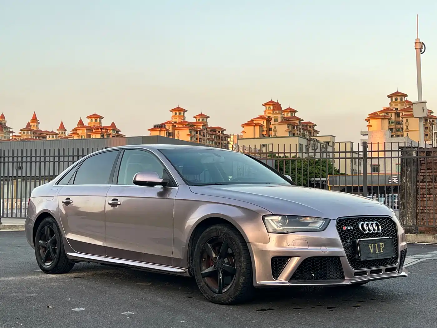 Audi A4L