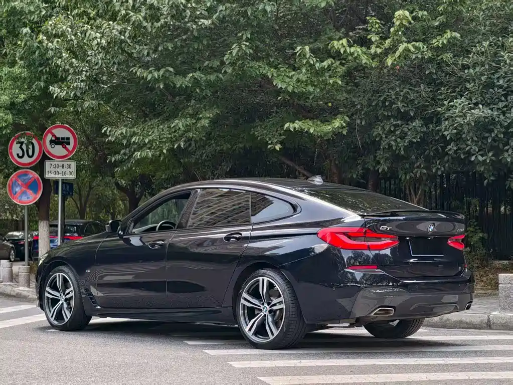 BMW 6 SERIES GT