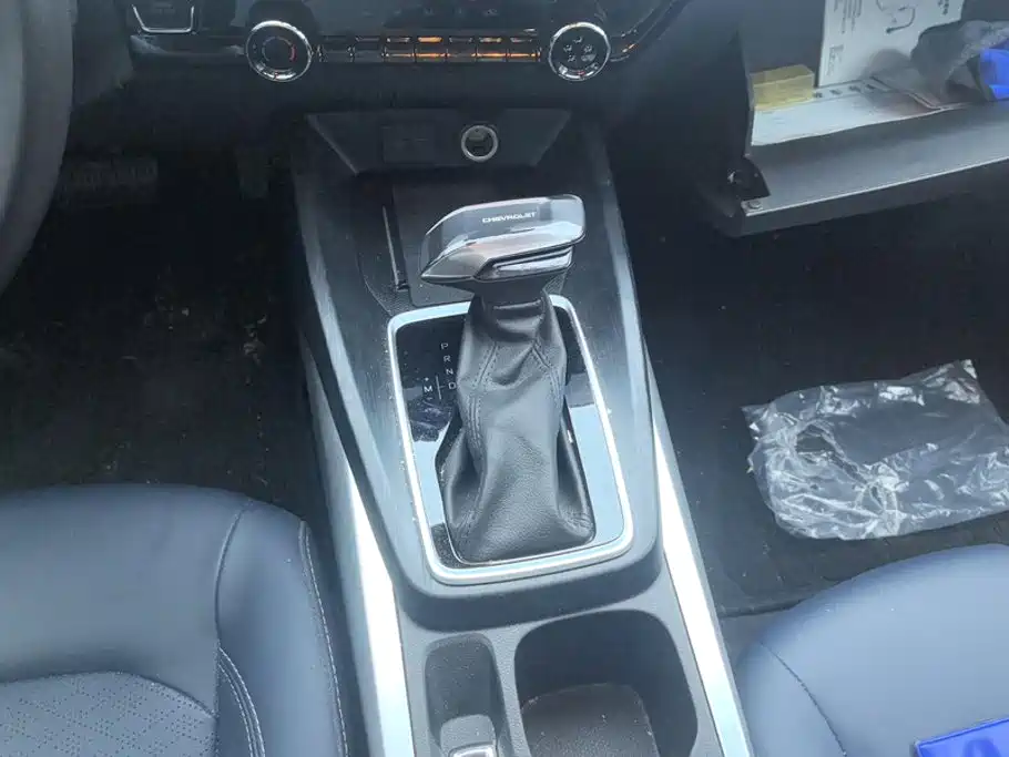 Chevrolet Monza — миниатюра 16
