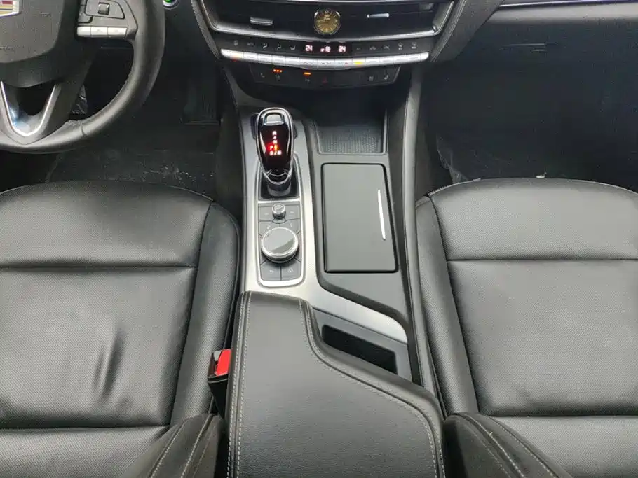 Cadillac CT5 — миниатюра 16