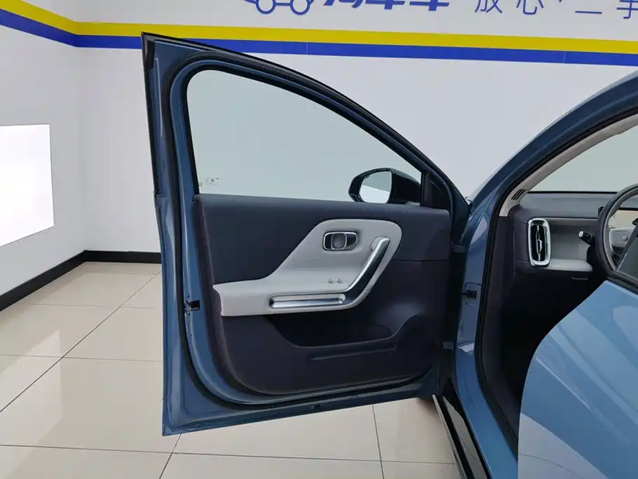 Leapmotor Leapmotor B01 — миниатюра 7