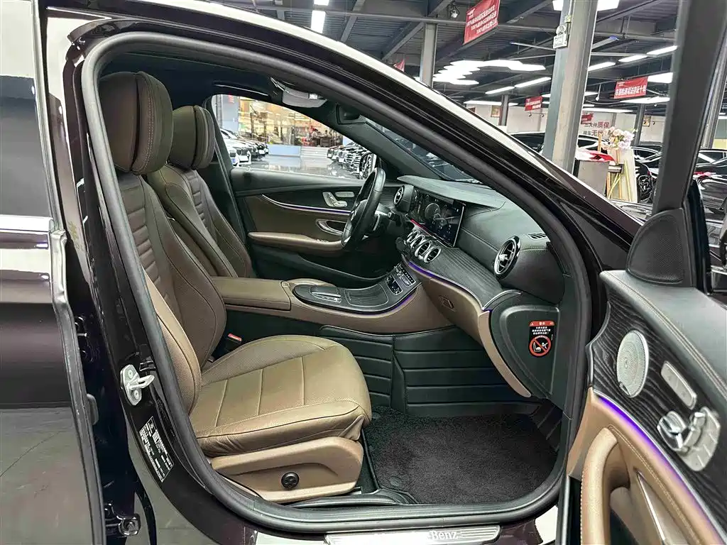 MERCEDES-BENZ E CLASS