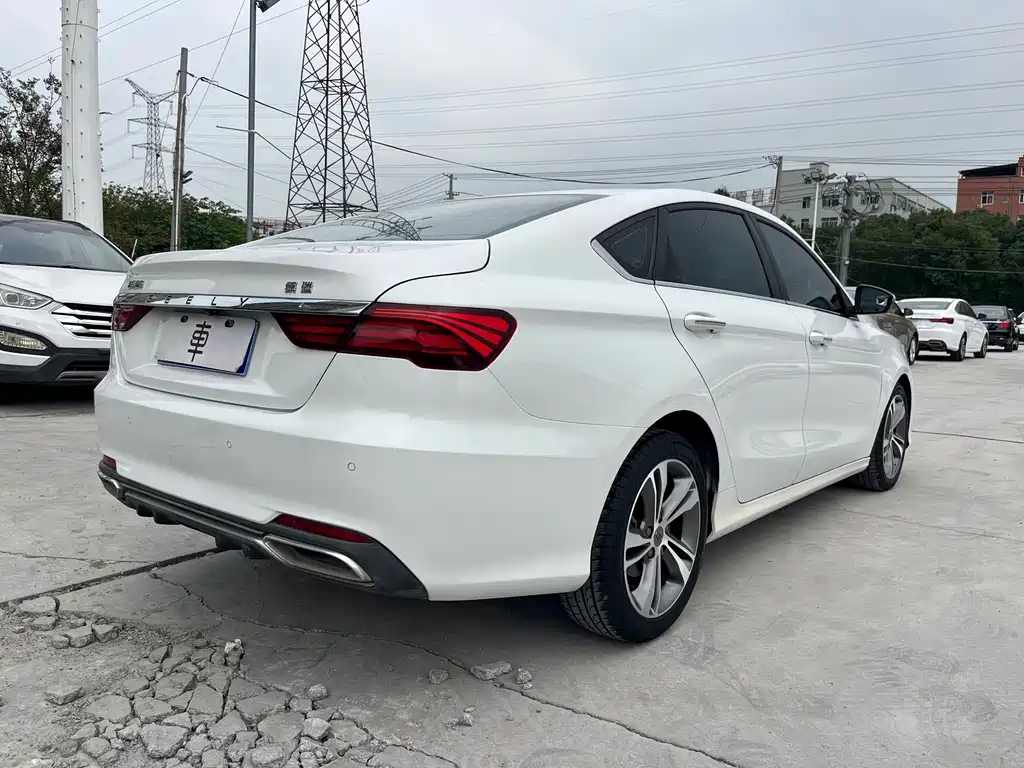 Geely Binrui — миниатюра 14
