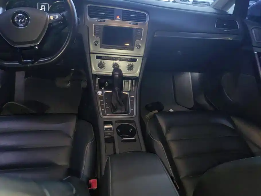 Volkswagen Golf — миниатюра 16