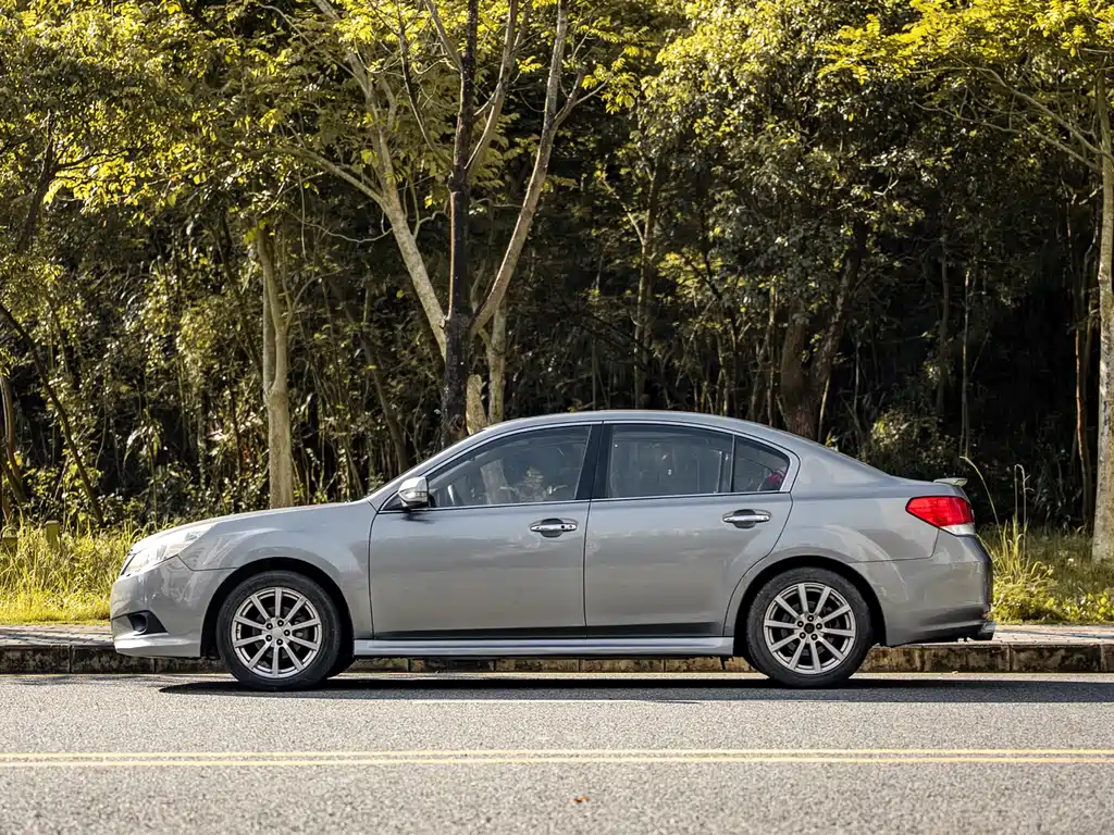 Subaru Legacy — миниатюра 4