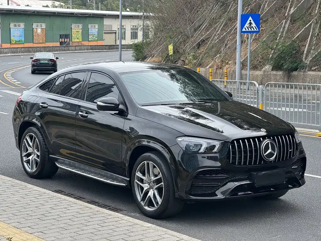 MERCEDES-BENZ GLE COUPE AMG