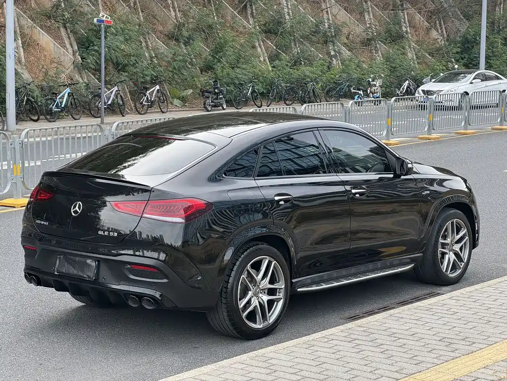 MERCEDES-BENZ GLE COUPE AMG