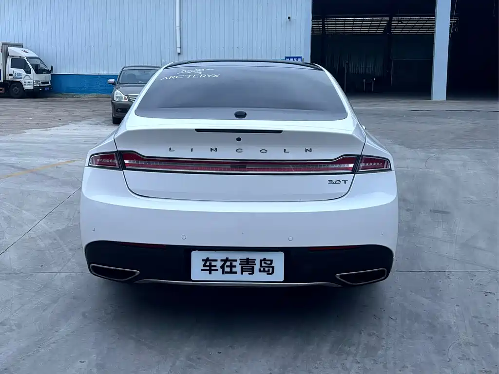Lincoln MKZ — миниатюра 6