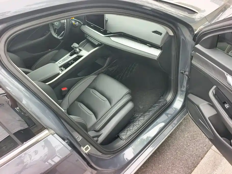 Geely Xingrui — миниатюра 8