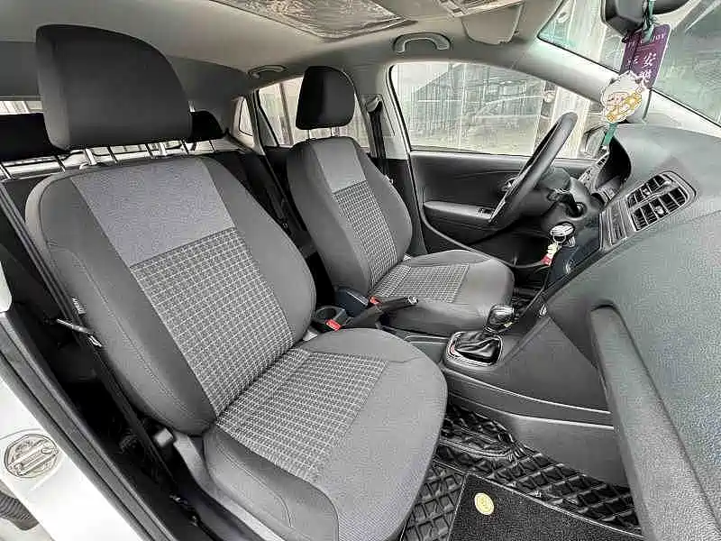 Volkswagen Polo — миниатюра 9